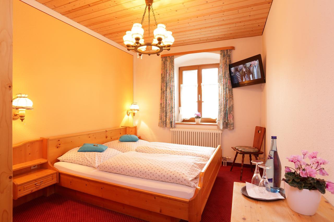 Huglfing Gasthaus Zur Moosmuehle מראה חיצוני תמונה